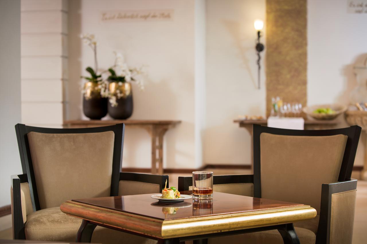 Hotel-Restaurant Distlerhof Leinburg 外观 照片